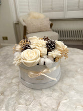 Load image into Gallery viewer, Large Christmas candle bouquet - white velvet box