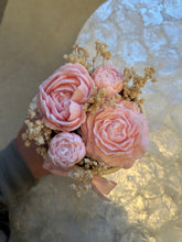 Load image into Gallery viewer, Flower candle bouquet