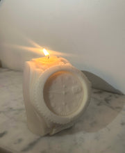 Load image into Gallery viewer, Watch Candle