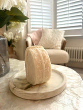 Load image into Gallery viewer, Round LV Bag Candle