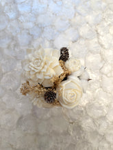 Load image into Gallery viewer, Christmas candle bouquet - white box