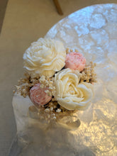 Load image into Gallery viewer, Flower candle bouquet