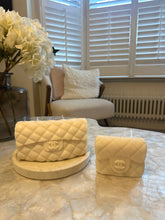 Load image into Gallery viewer, Large C bag candle