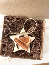 Load image into Gallery viewer, Scented Hanging Wax Melt Tree Decoration - Star