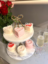 Load image into Gallery viewer, Red/White Cake Candle Duo