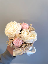 Load image into Gallery viewer, Flower candle bouquet