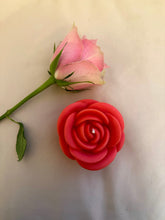 Load image into Gallery viewer, Red Rose Candle