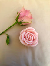 Load image into Gallery viewer, Pink Rose Candle