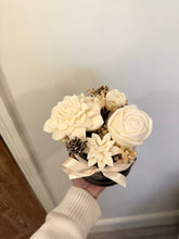 Load image into Gallery viewer, Christmas candle bouquet -black box