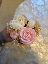 Load image into Gallery viewer, Flower candle bouquet