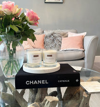 Load image into Gallery viewer, Velvet Rose & Oud & Peony & Blush Suede Candle Duo