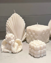 Load image into Gallery viewer, Cherub Candle