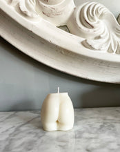 Load image into Gallery viewer, Mini Bootyful Candle