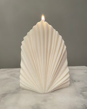 Load image into Gallery viewer, Palm Candle