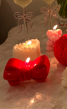 Load image into Gallery viewer, Red Bow Candle
