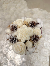 Load image into Gallery viewer, Large Christmas candle bouquet - white velvet box
