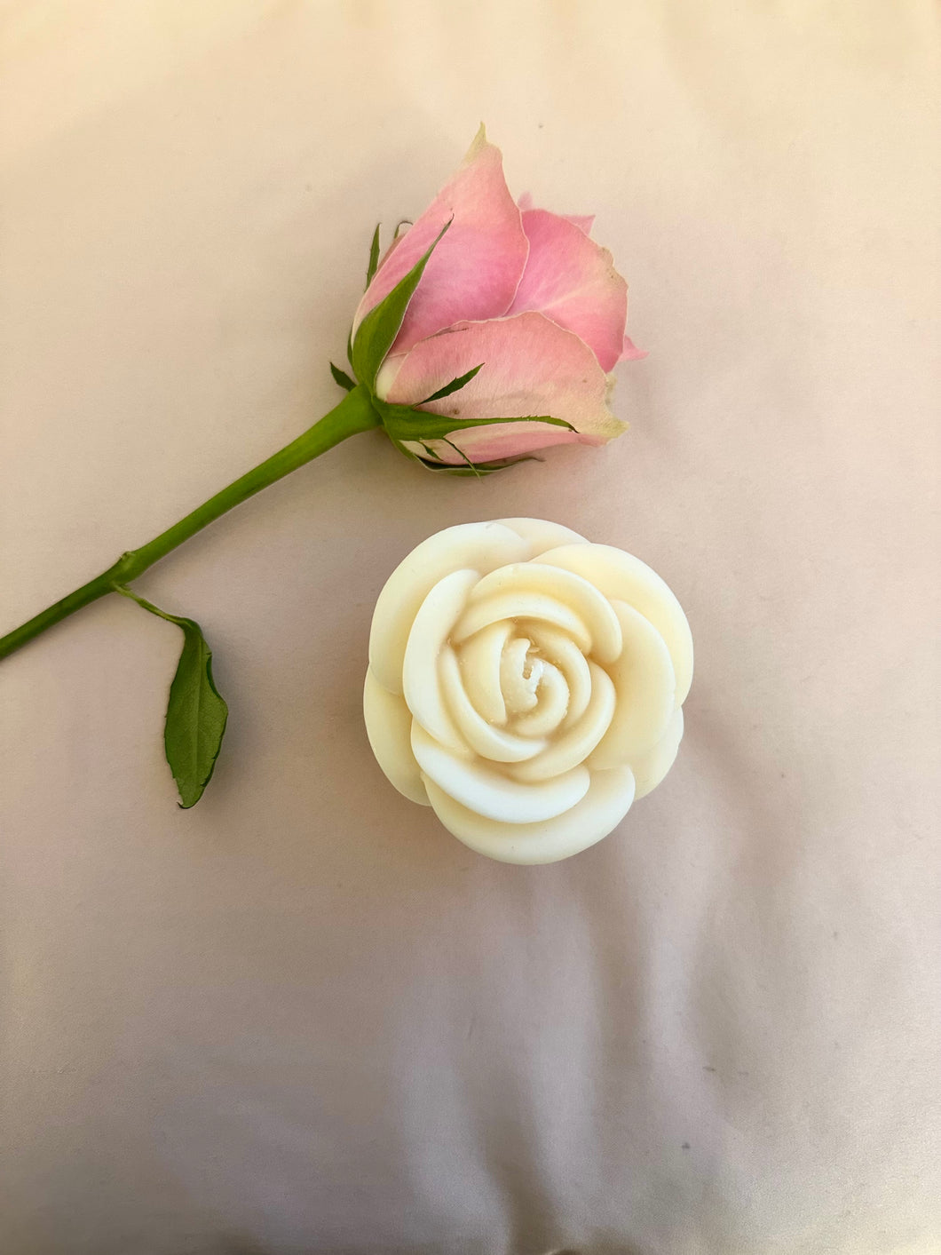 White Rose Candle