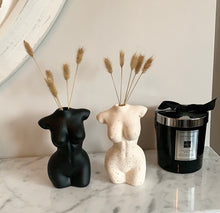 Load image into Gallery viewer, The Mini Sculpture Vases

