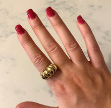 Load image into Gallery viewer, The Croissant Ring - Gold
