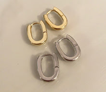 Load image into Gallery viewer, Mini Oval Huggie Hoops
