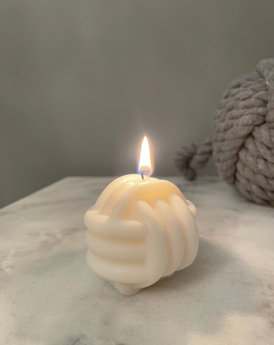 Forget Me Knot Candle