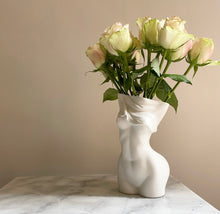 Load image into Gallery viewer, Ceramic Body Vase
