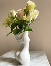 Load image into Gallery viewer, Ceramic Body Vase
